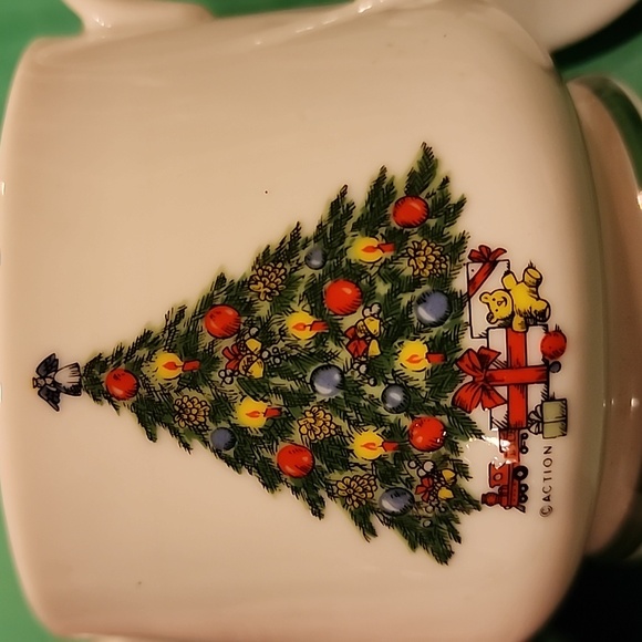 Mount Clemens Christmas Tree Cream & Sugar Set - Picture 7 of 8